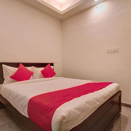 Hotel O Blue Moon Singānallūr Εξωτερικό φωτογραφία