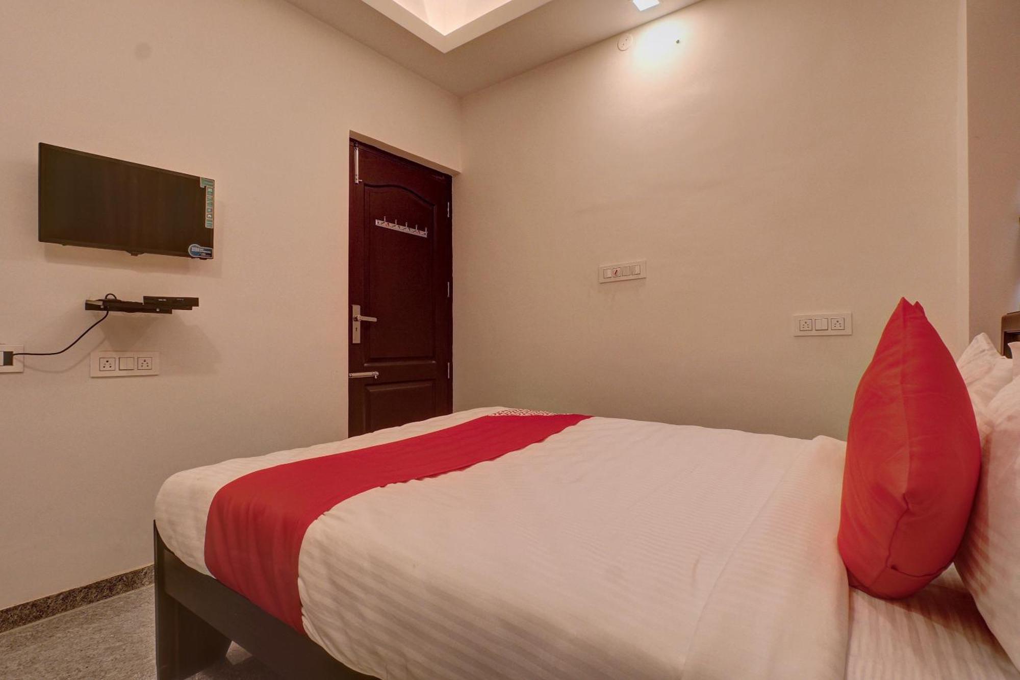 Hotel O Blue Moon Singānallūr Εξωτερικό φωτογραφία